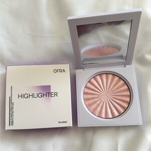 NIB OFRA Highlighter- Pillow Talk